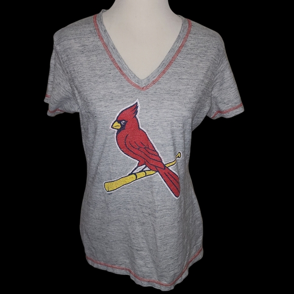 Genuine Merchandise Tops - General Merchandise St. Louis Cardinals LARGE V-Neck T-shirt MLB Fandom Baseball